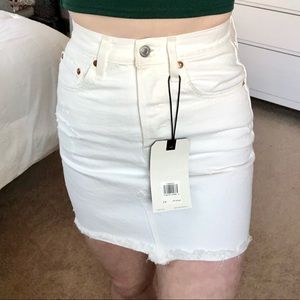 Levi’s NWT White Jean Skirt